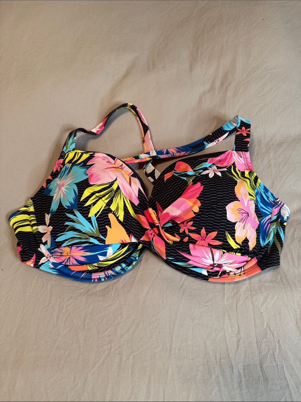 Blue Life Black Floral Underwire Bikini Top with Neon Accents (32)